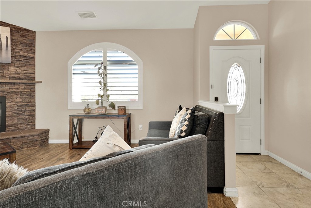 MLS #IV25145158 image #6