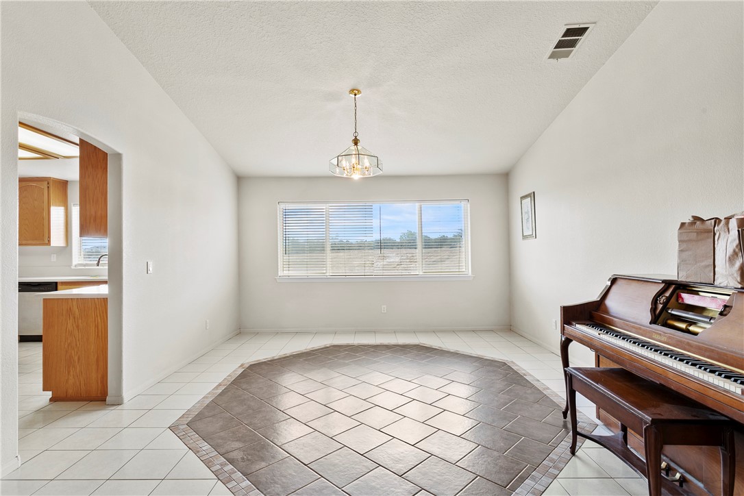 MLS #IV25150929 image #7