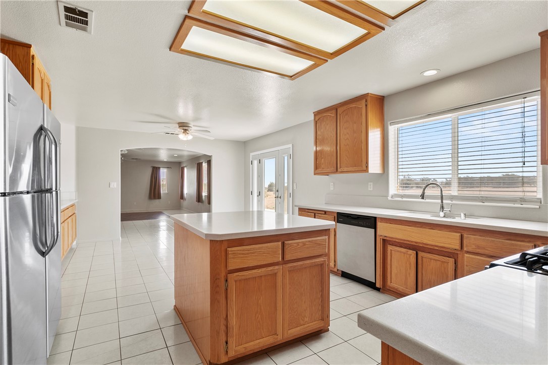 MLS #IV25150929 image #8