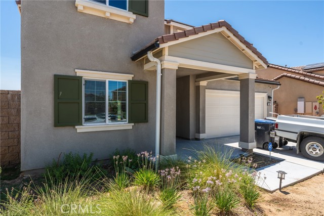 MLS #IV25152332 image #1