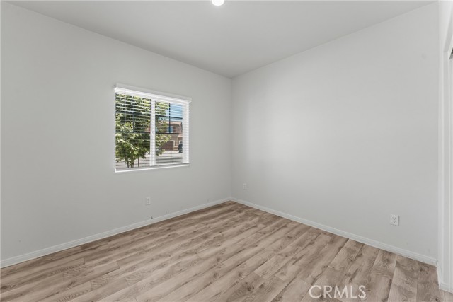 MLS #IV25152332 image #12