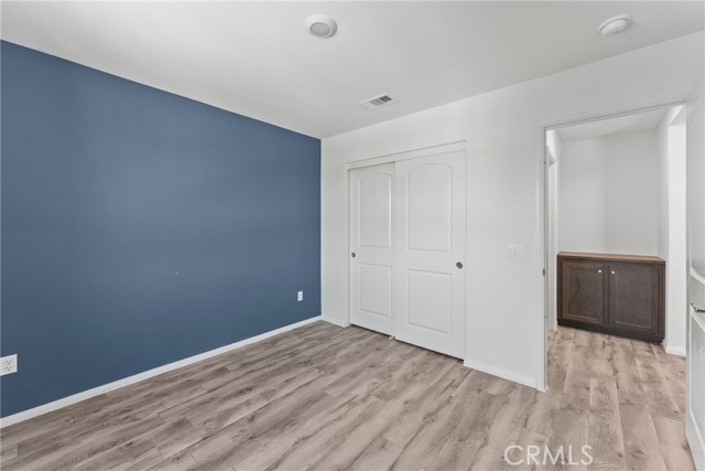 MLS #IV25152332 image #13