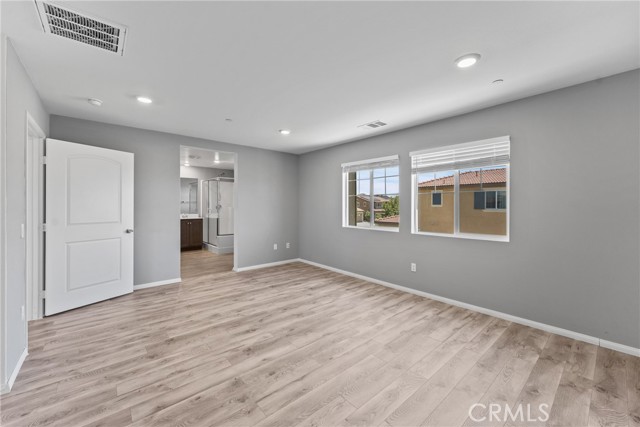 MLS #IV25152332 image #22