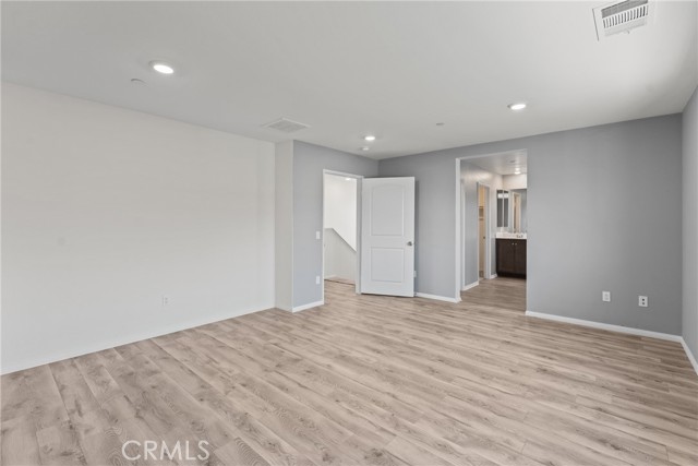 MLS #IV25152332 image #23