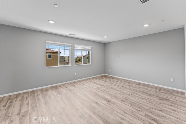 MLS #IV25152332 image #24