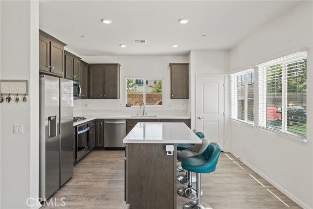 MLS #IV25152332 image #7