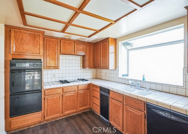 MLS #IV25152381 image #12