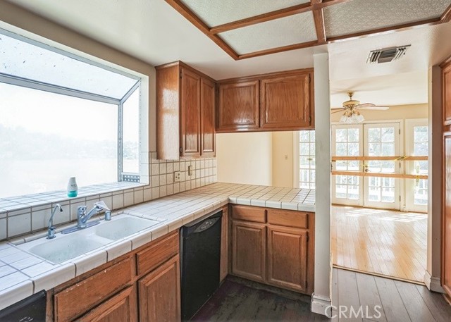 MLS #IV25152381 image #13