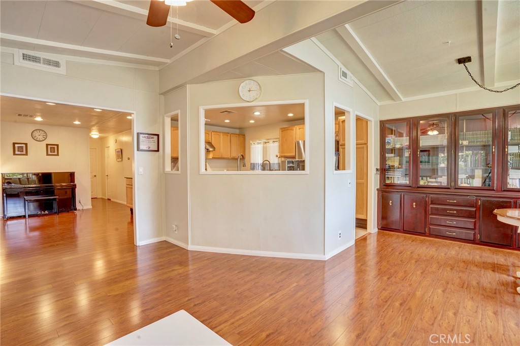 MLS #IV25156301 image #21