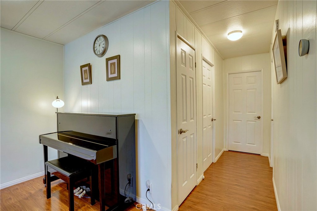 MLS #IV25156301 image #23