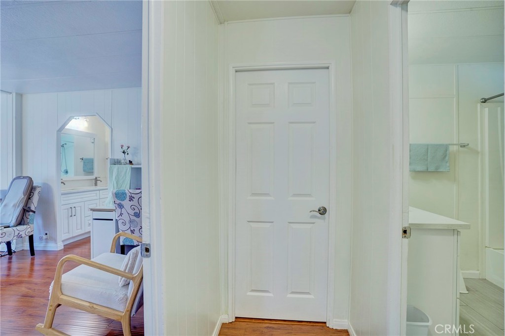 MLS #IV25156301 image #24