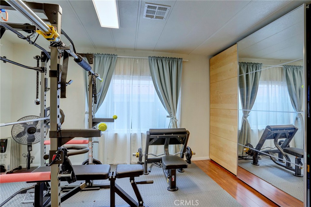 MLS #IV25156301 image #43