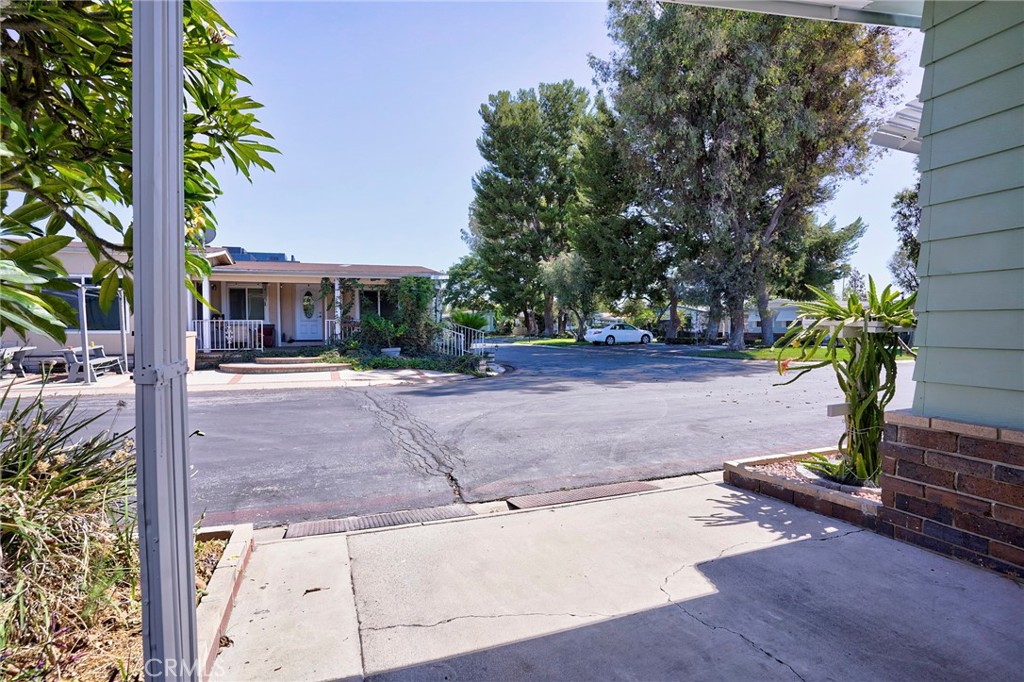 MLS #IV25156301 image #5