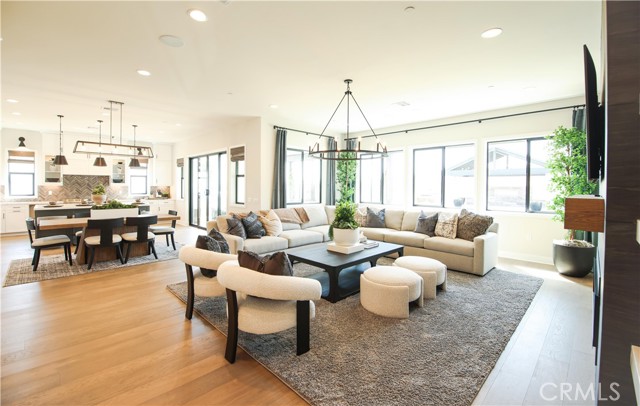 MLS #IV25156371 image #15