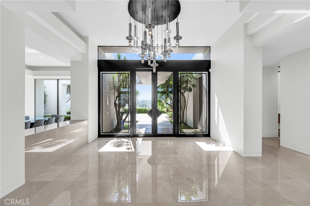 MLS #IV25156910 image #10