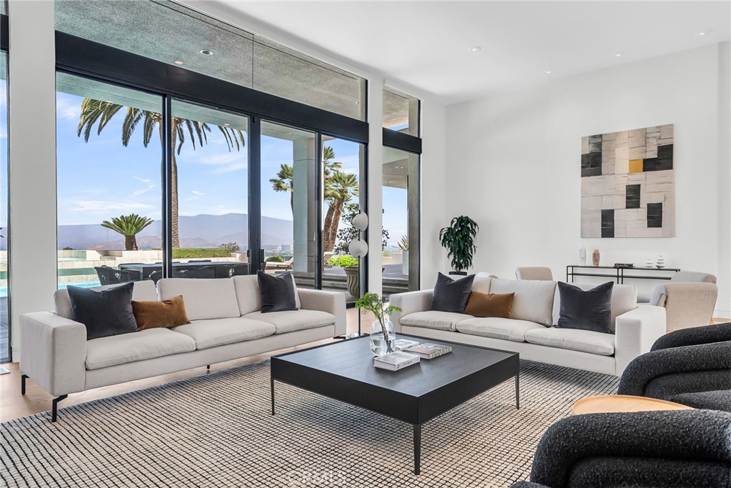 MLS #IV25156910 image #16