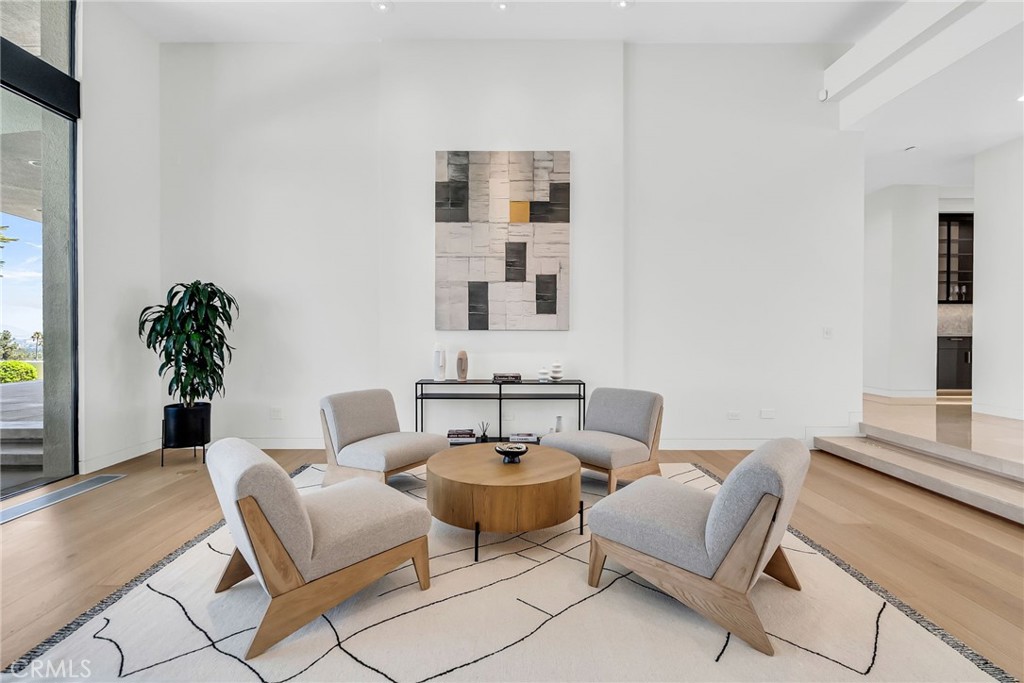 MLS #IV25156910 image #17