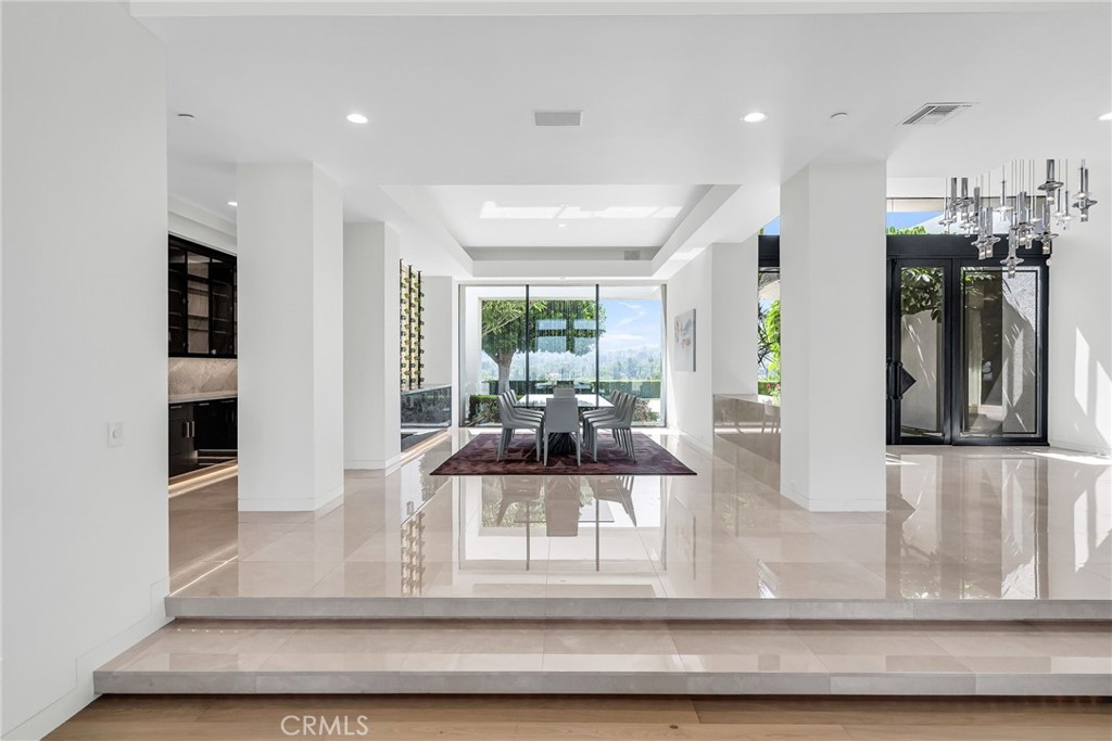 MLS #IV25156910 image #18