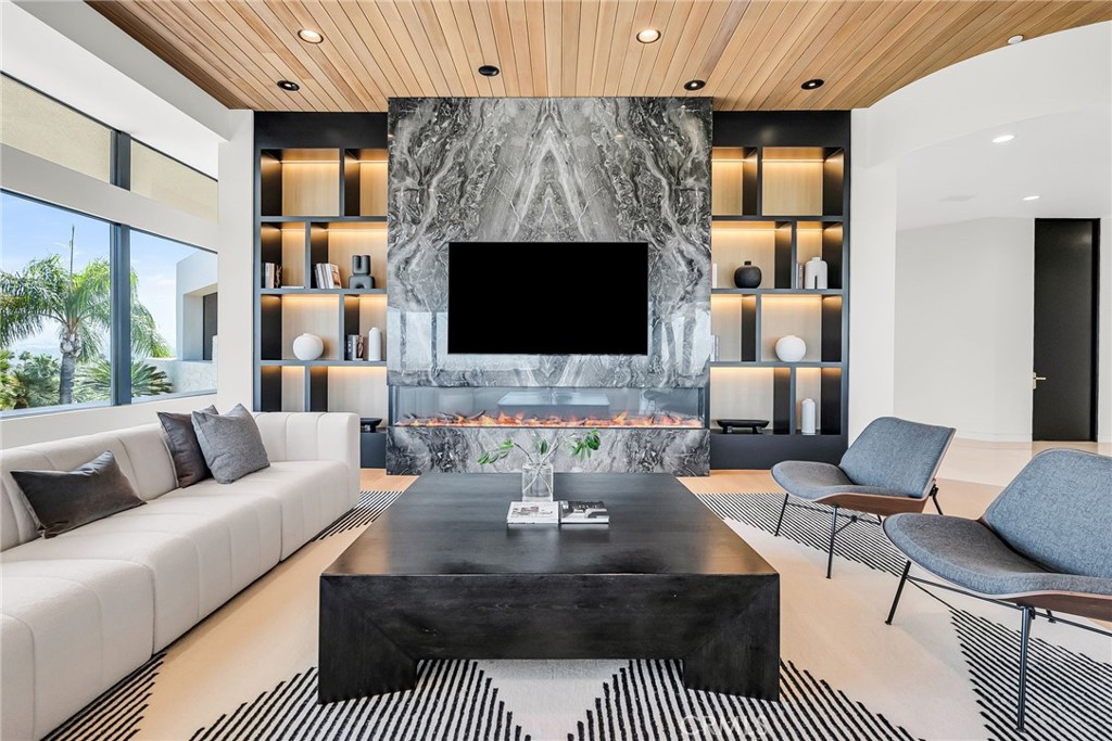 MLS #IV25156910 image #23