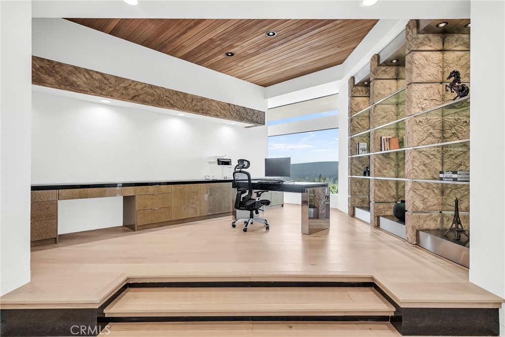 MLS #IV25156910 image #58