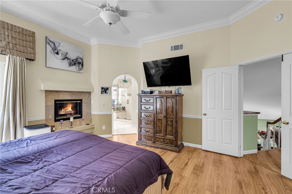 MLS #IV25157599 image #24