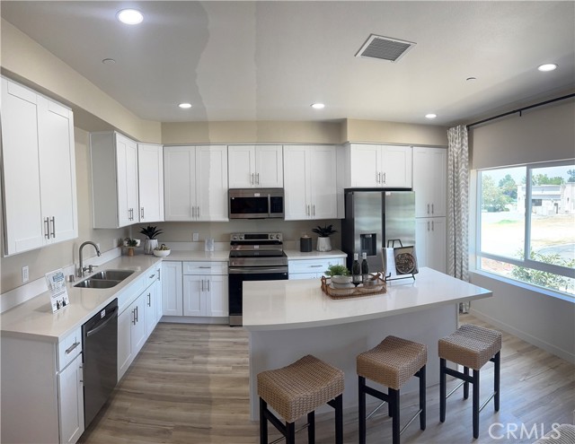 MLS #IV25158152 image #1