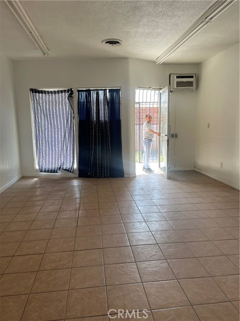 MLS #IV25158493 image #15