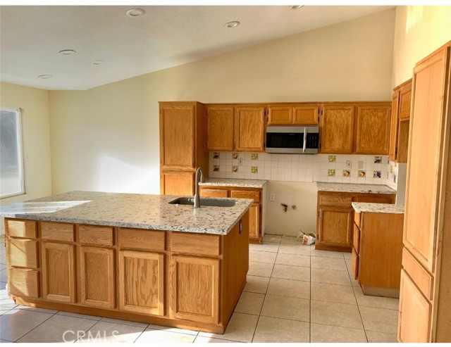 MLS #IV25159670 image #2