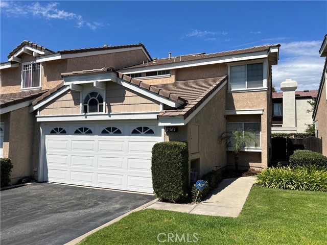 MLS #IV25161636 image #1