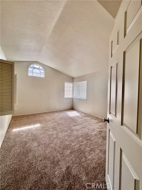 MLS #IV25161636 image #15