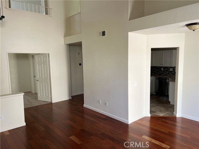 MLS #IV25161636 image #2