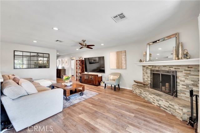 MLS #IV25165318 image #14