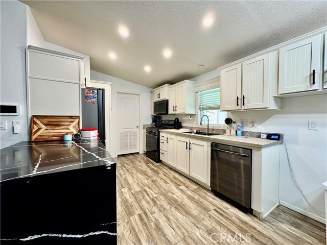 MLS #IV25167370 image #6