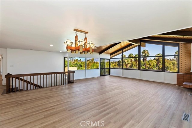 MLS #IV25169940 image #20