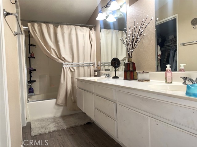 MLS #IV25171516 image #8