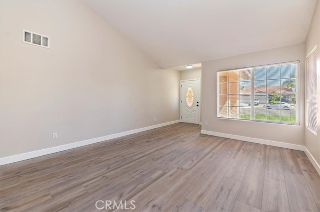 MLS #IV25171921 image #8