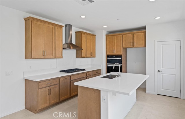 MLS #IV25172253 image #8