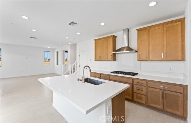 MLS #IV25172253 image #9