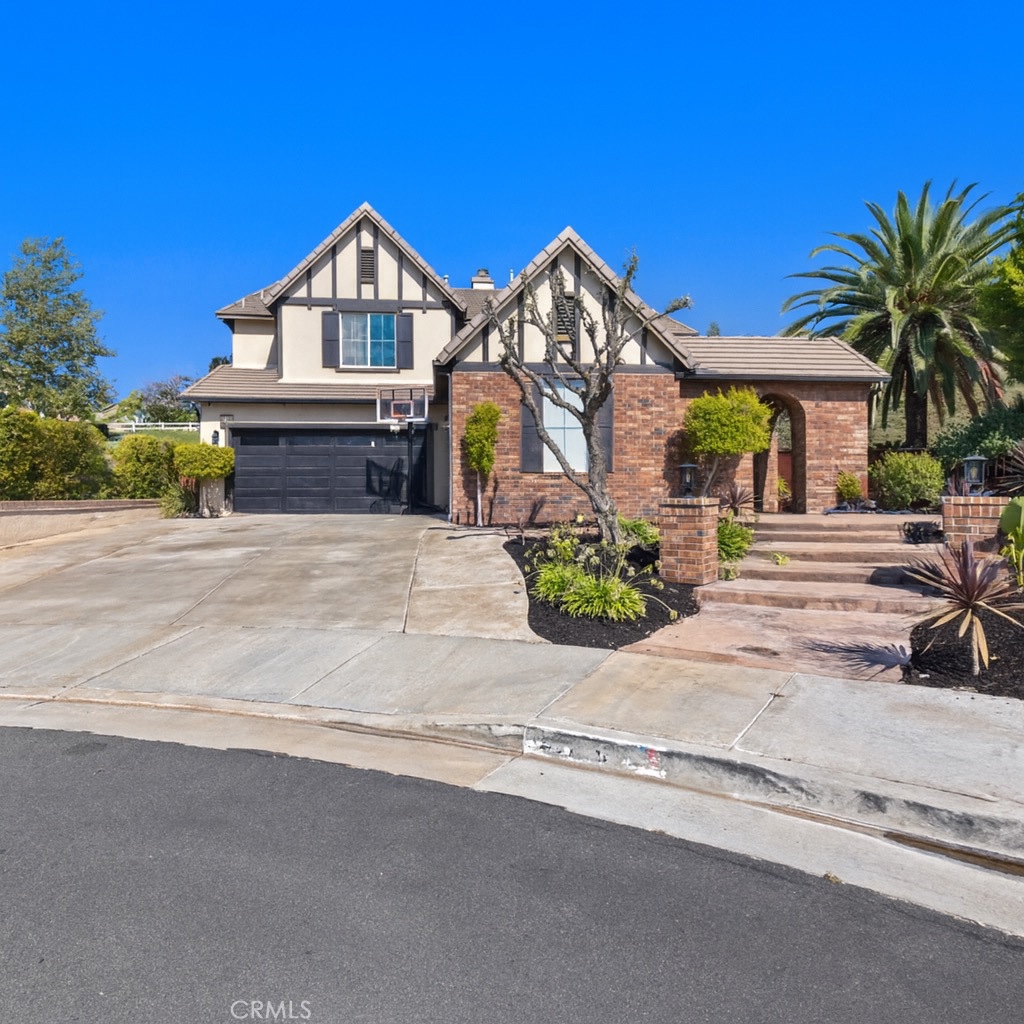 MLS #IV25174706 image #1