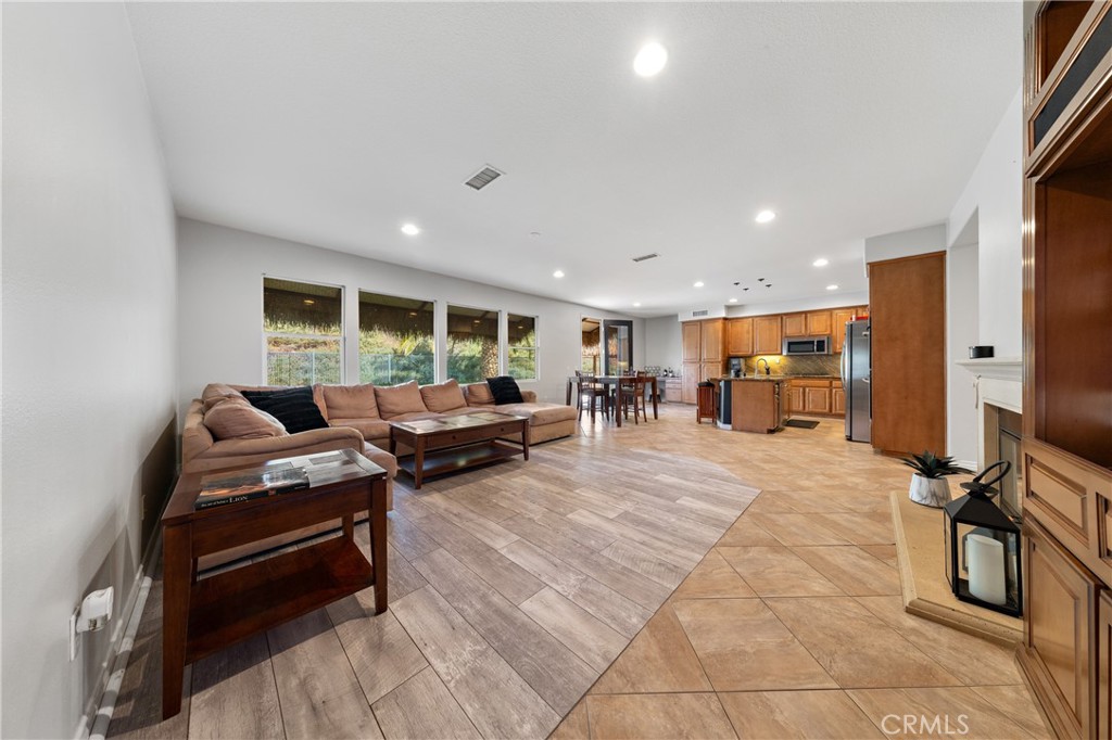 MLS #IV25174706 image #15