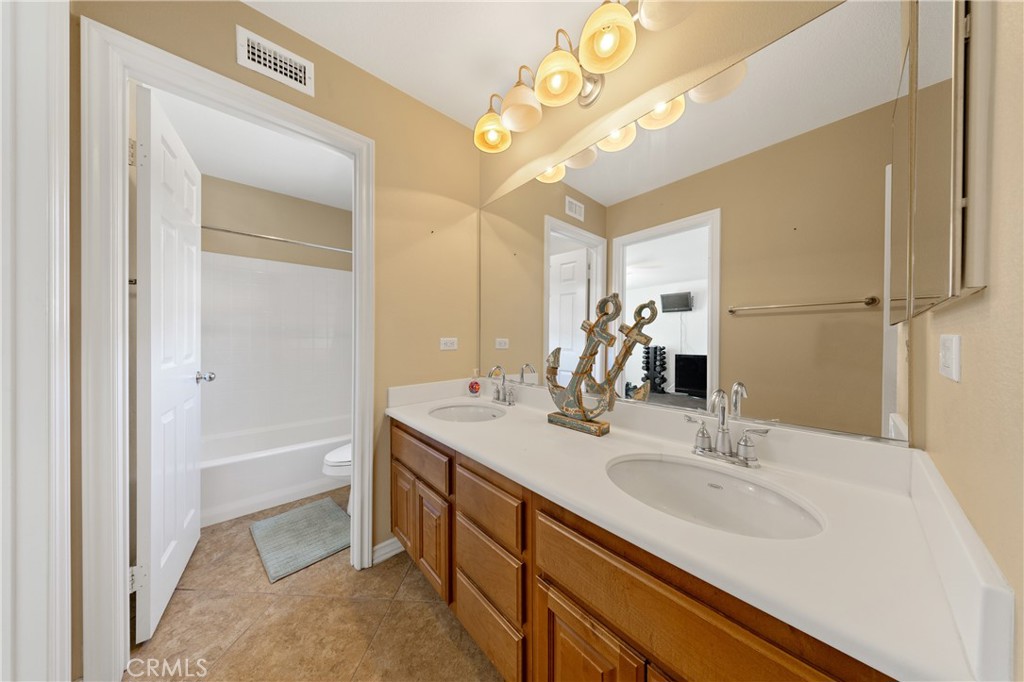 MLS #IV25174706 image #36