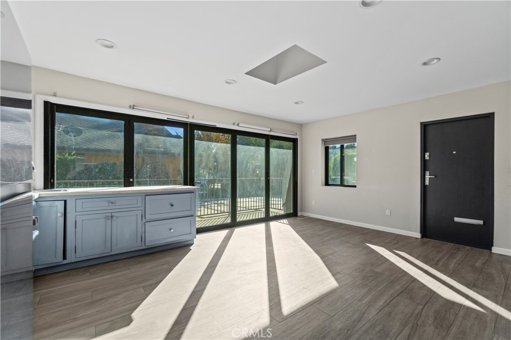 MLS #IV25175632 image #9