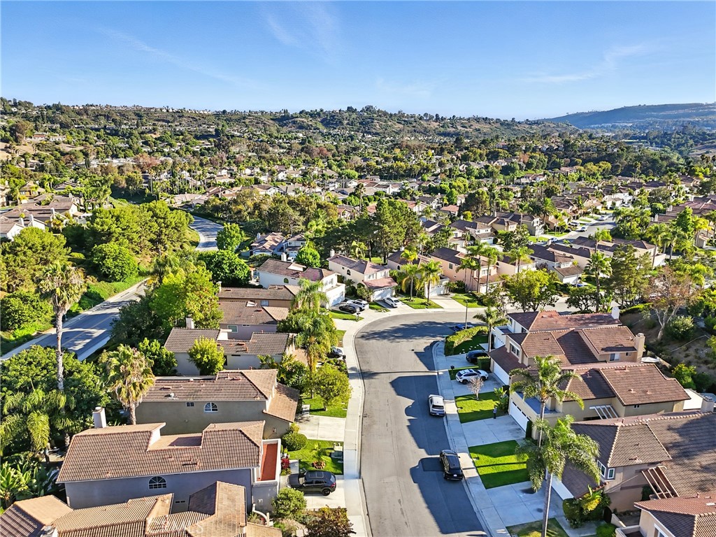 MLS #IV25179411 image #1