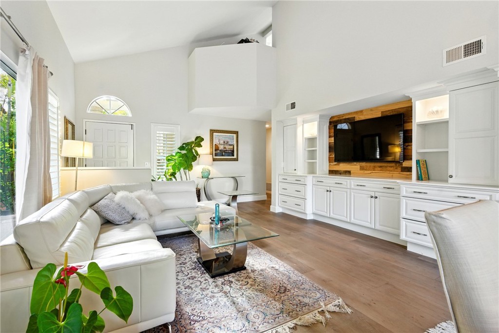 MLS #IV25179411 image #6