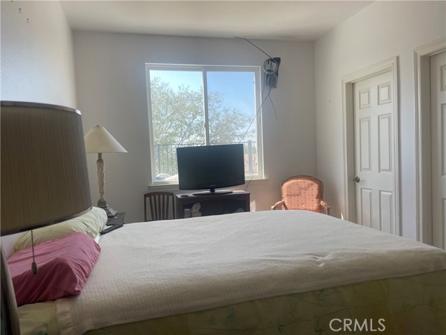 MLS #IV25180865 image #13