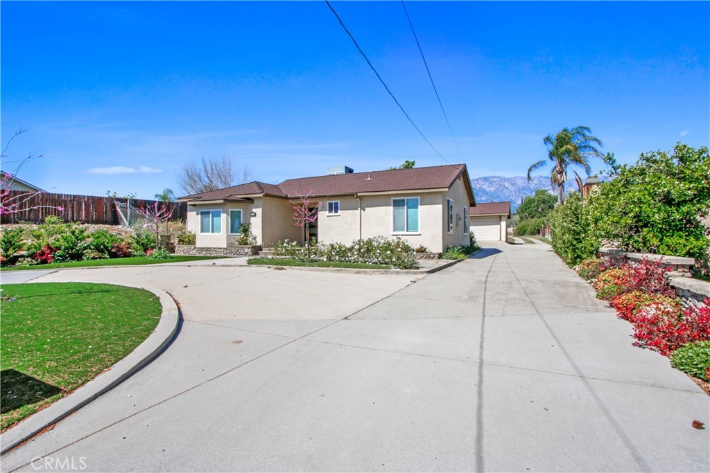 MLS #IV25181932 image #1