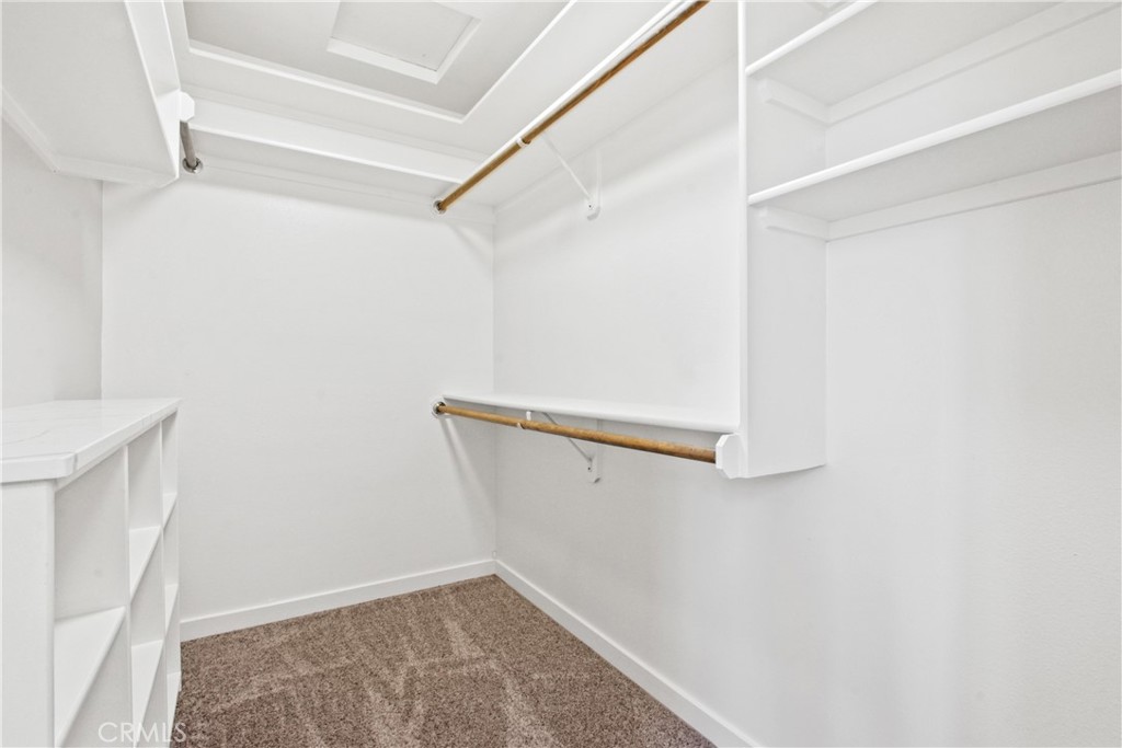 MLS #IV25181932 image #12