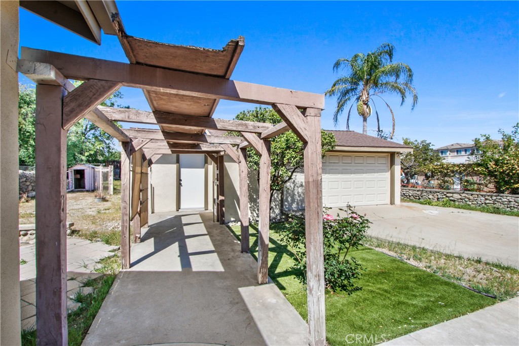 MLS #IV25181932 image #18