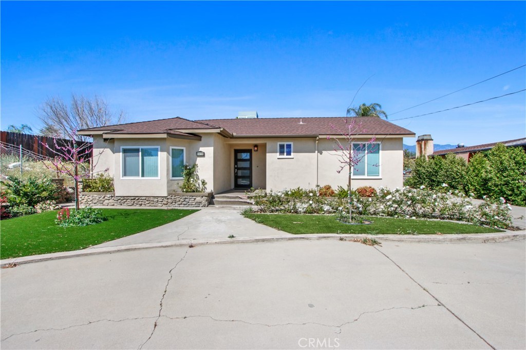 MLS #IV25181932 image #2