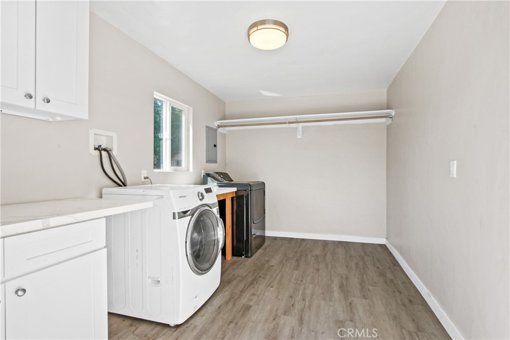 MLS #IV25181932 image #23